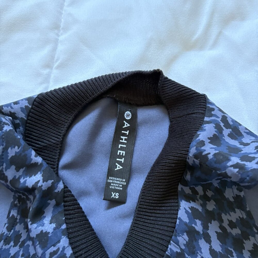 Athleta‎ Womens Size XS Spotted Tank Top Sleeveless Round Neck Yoga Activewear - Picture 6 of 7